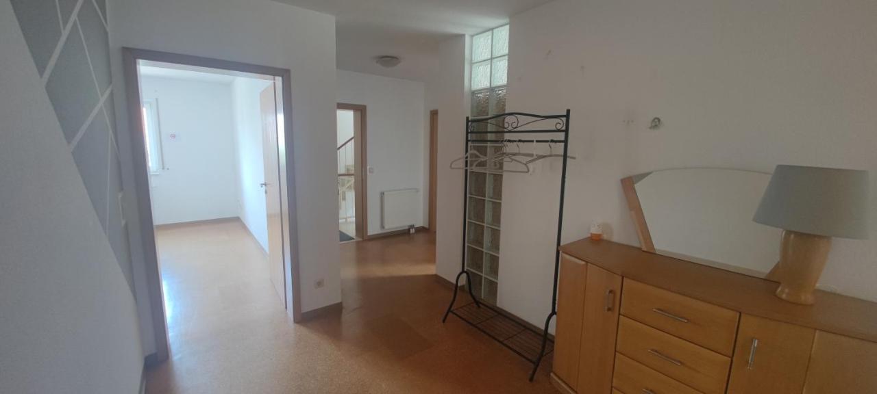Ferienwohnung Zwischen Rhein Und Schwarzwald Bischweier エクステリア 写真